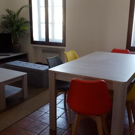 Appartement Au Coeur De Carcassonne Eksteriør bilde