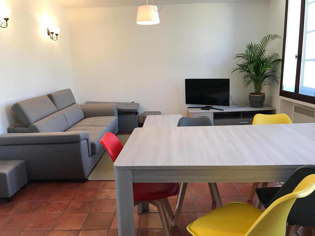Appartement Au Coeur De Carcassonne Eksteriør bilde