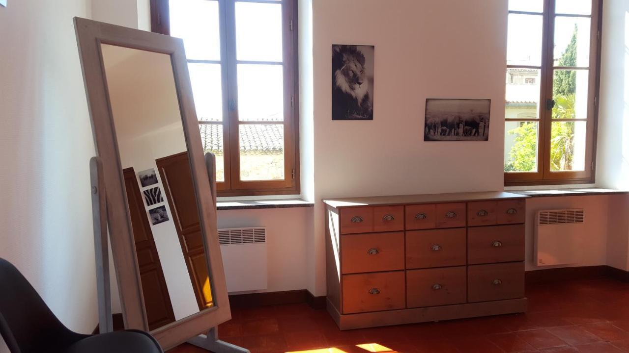 Appartement Au Coeur De Carcassonne Eksteriør bilde